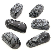 אבנים מוחלקות בצבעים שונים