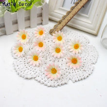 פרחים מלאכותיים לקישוט