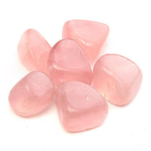 אבנים מוחלקות בצבעים שונים